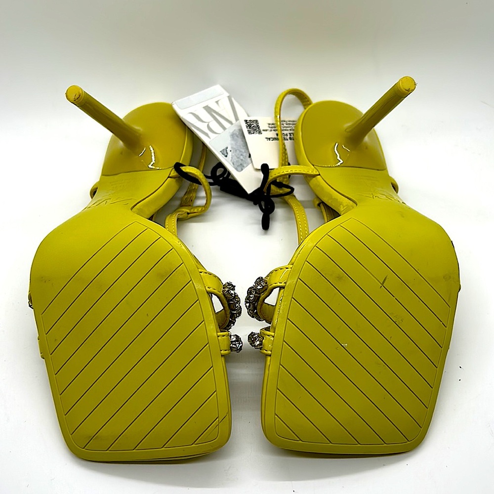 Zara Sexy NWT Lime Green Rhinestones High Heel Shoes **EU Sz 36/US Sz 6** 🔥🔥 - Picture 4 of 5